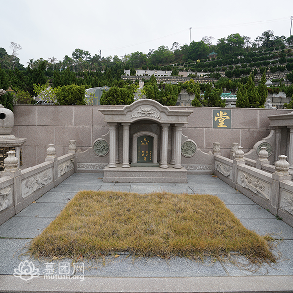 墓碑11