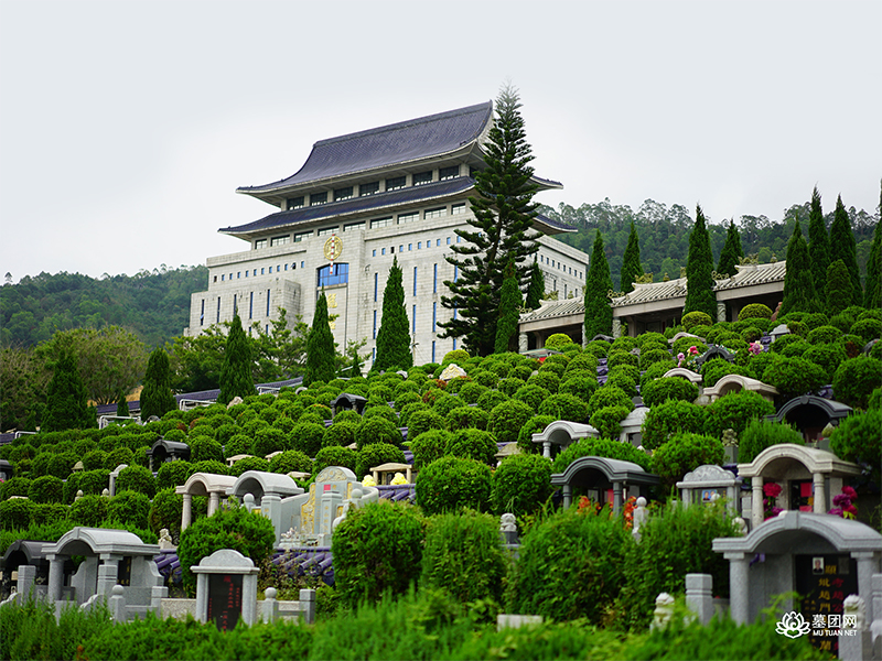 龙岩艺术陵园